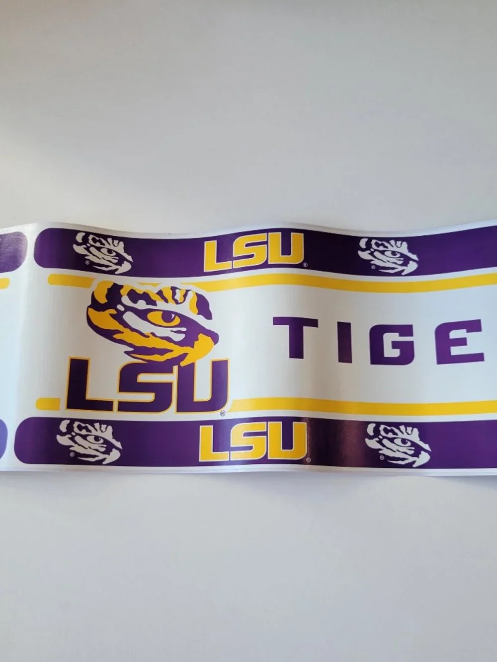 LSU TIGERS NCAA PEEL & STICK WALLPAPER BORDER